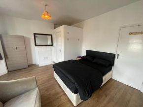 The London Heathrow Lodge